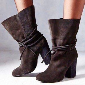 Ecote Carla Slouch Ankle Boots in Brown - Size 9M